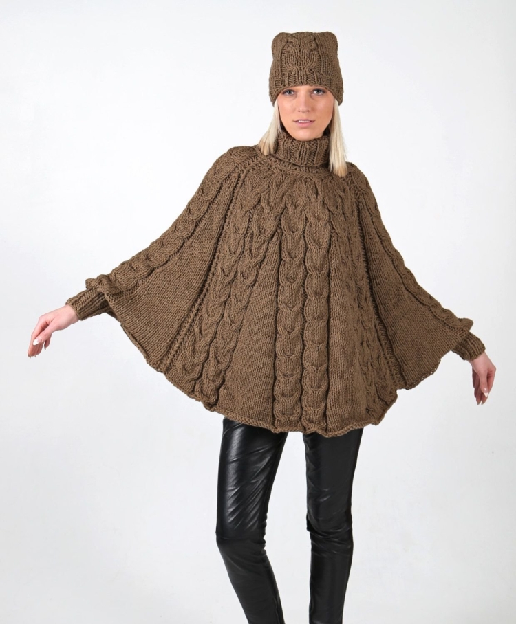 Пончо Knitted Poncho