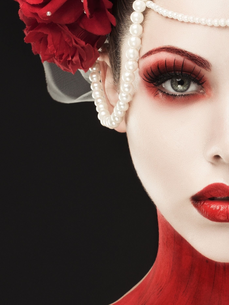 Дарк Квин макияж мужчина