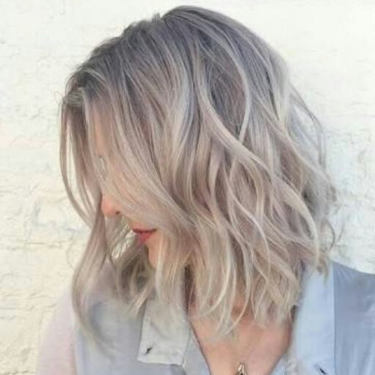 Короткие светлые и пепельные волосы