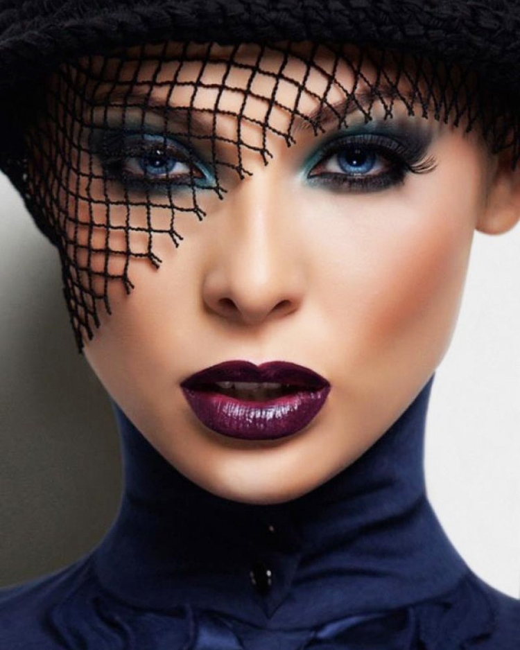 Экстравагантный макияж