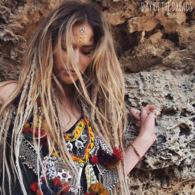 Косички в стиле хиппи