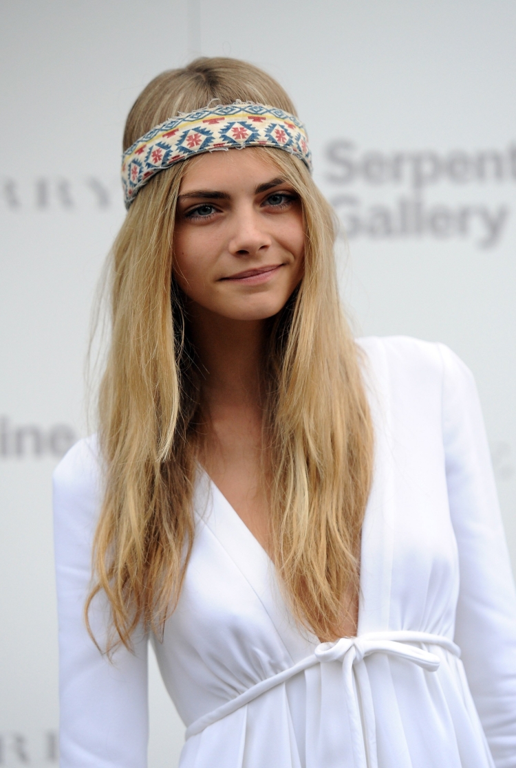 Кара Делевинь 2011