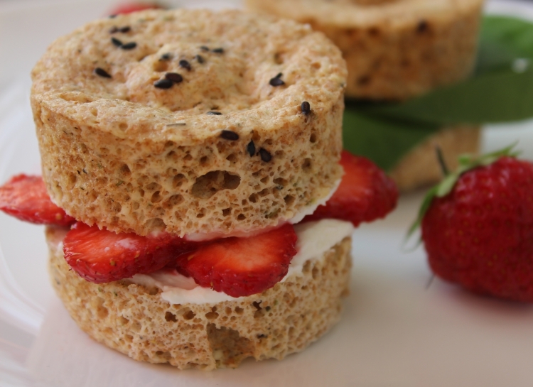 Десерт из хлеба и булки