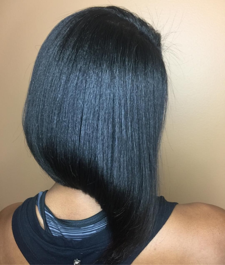 Длинные иссиня черные волосы