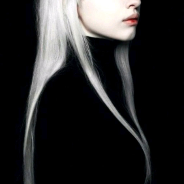 Модель Суэли альбинос