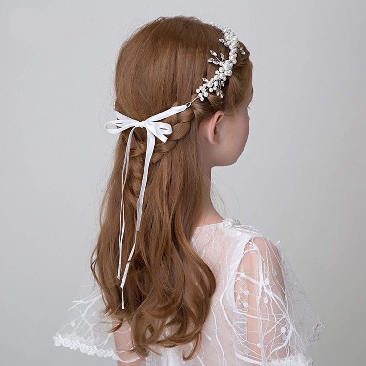 Прическа на утренник с ободком