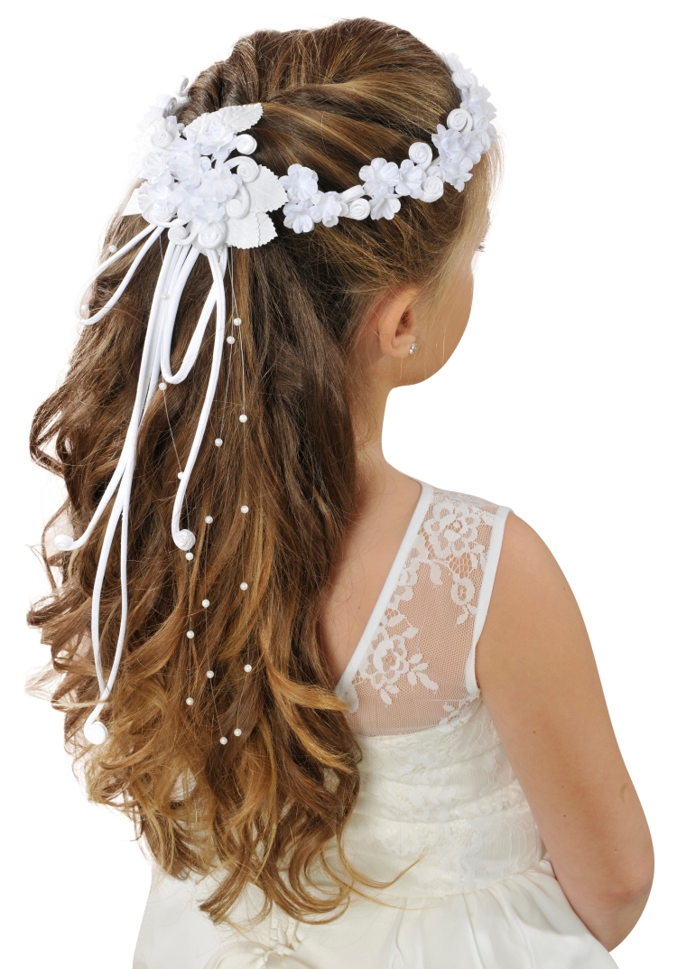 Прическа на утренник с ободком