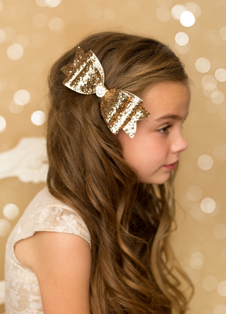 Причёски для девочек на новый год