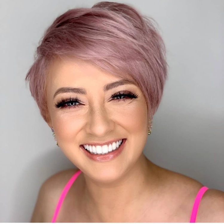 Боб-Пикси с асимметрией стрижка