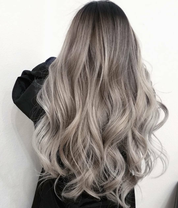 Пепельно русый балаяж
