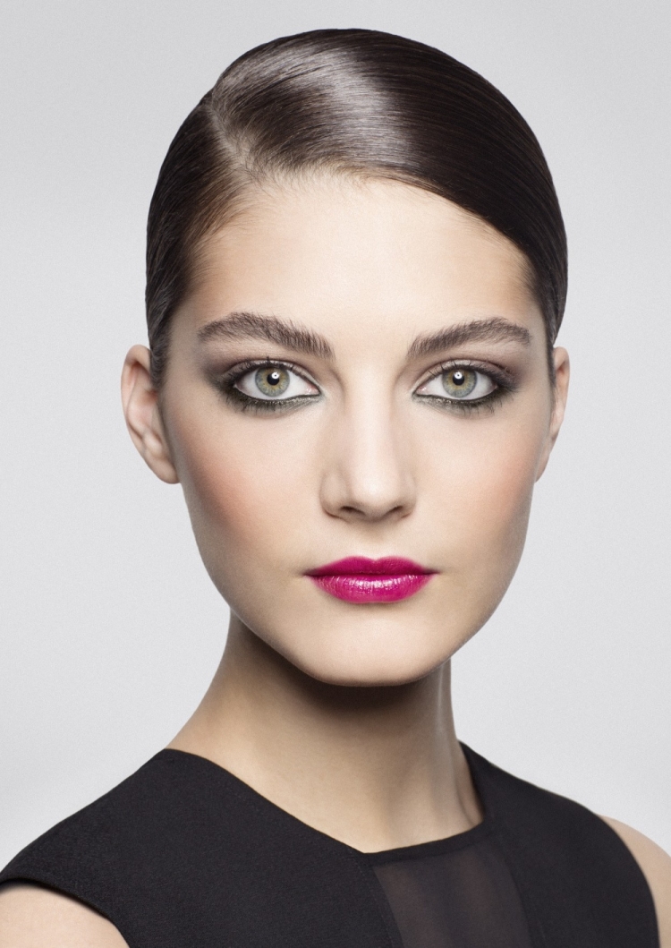 Макияж с акцентом на глаза