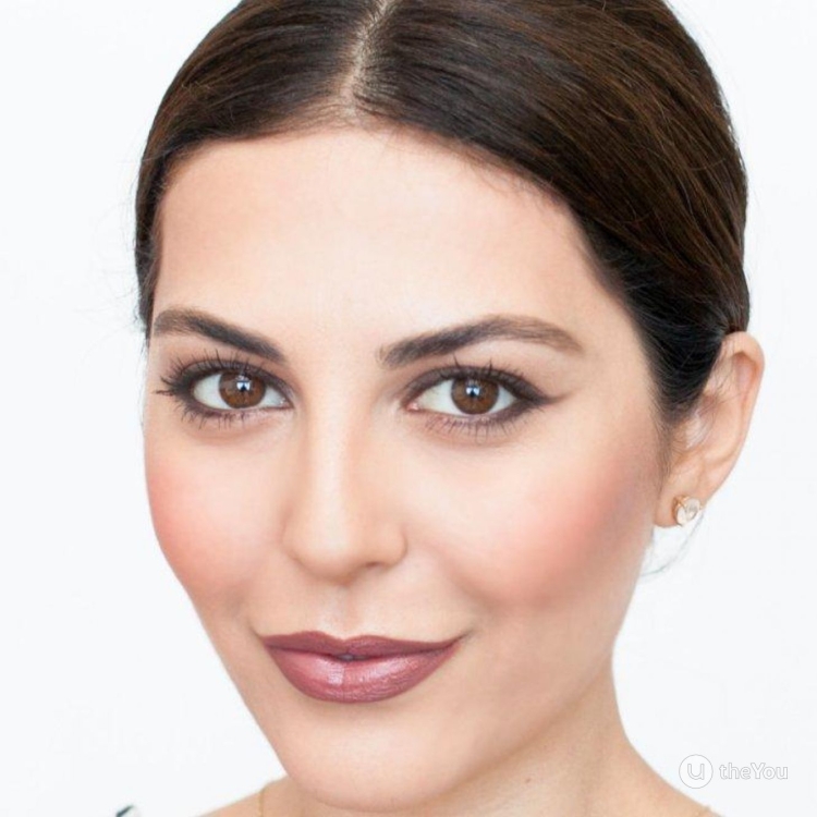 Дневной деловой макияж