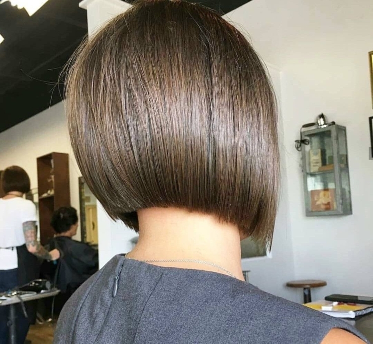 Стрижка каре вид сзади