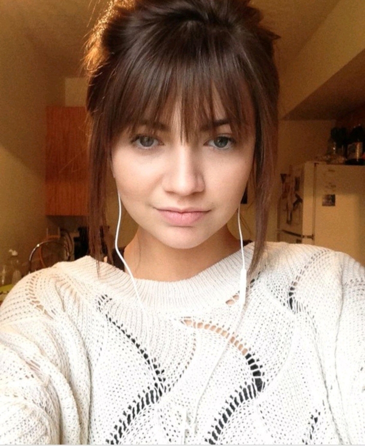 Прямая чёлка филированная рваная