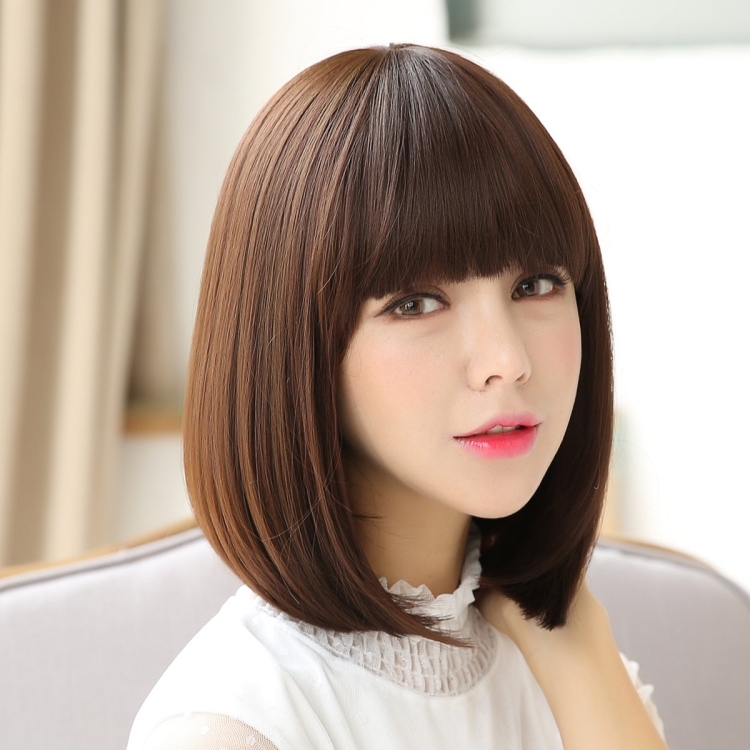 Каре с полукруглой челкой