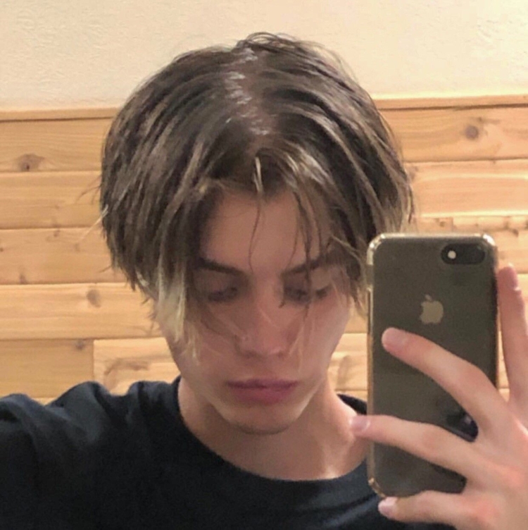 Е бой прическа