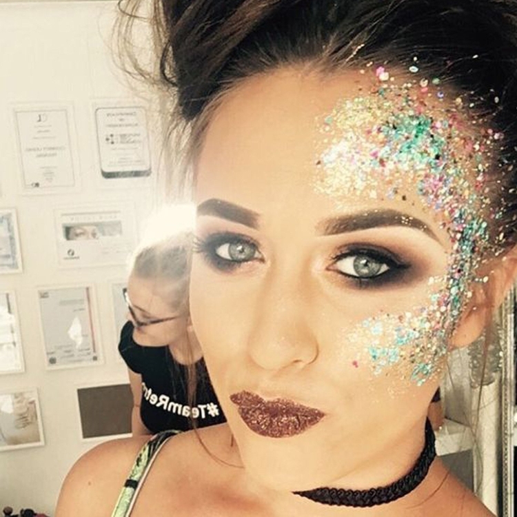 Макияж блестки