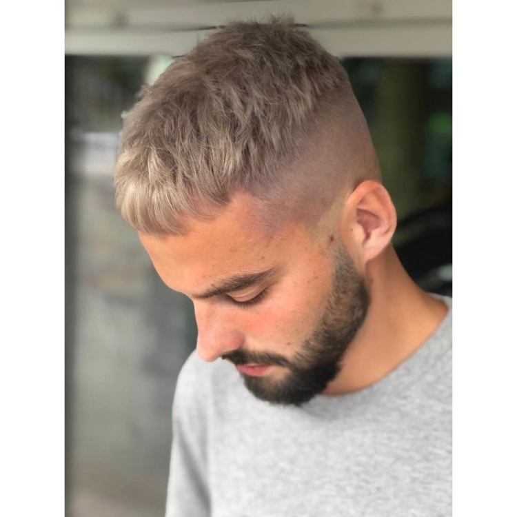 Фейд кроп стрижка