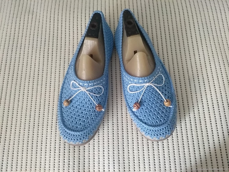 Вязаные мокасины на подошве