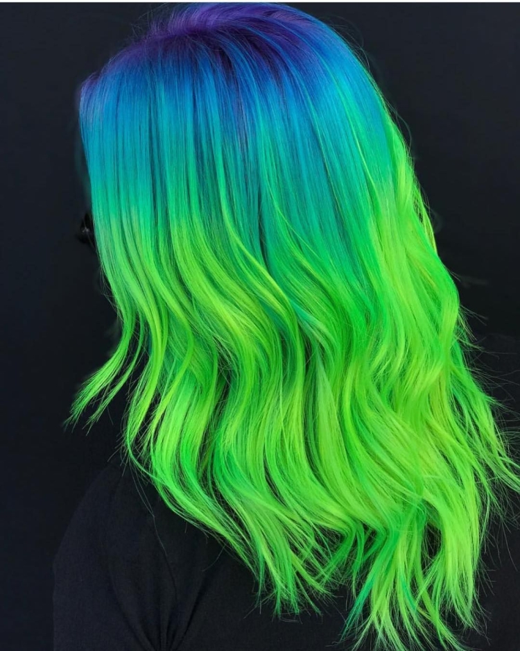 Лаймовый цвет волос