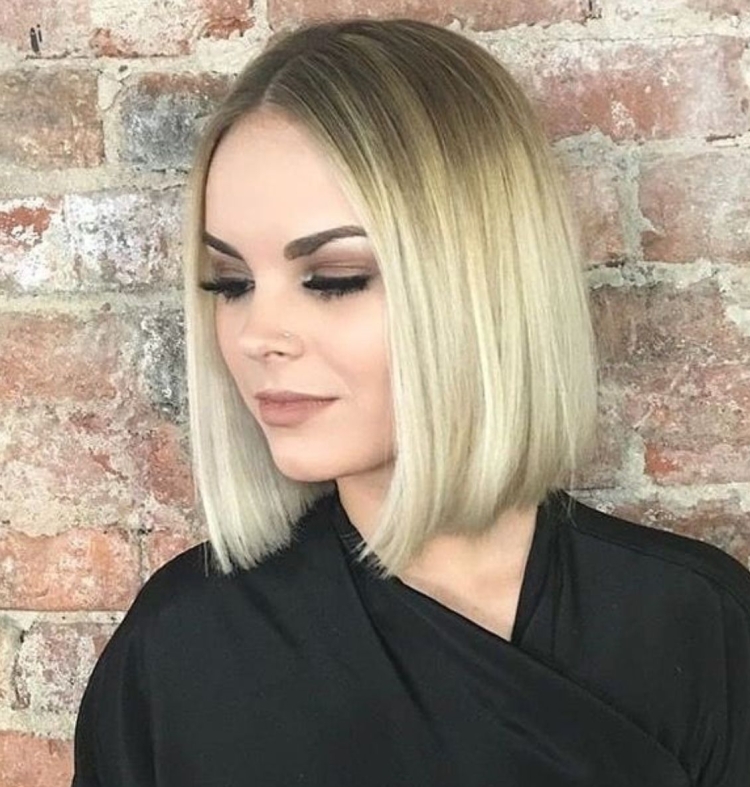 Черное каре без челки