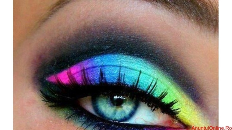Глаза тенями Радужный