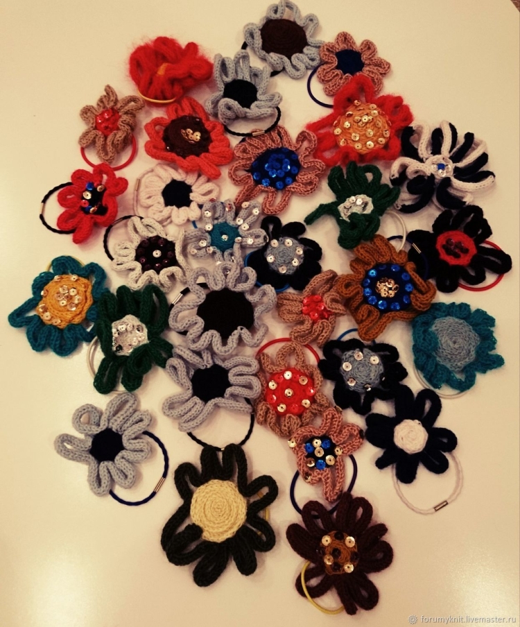 Вязаные заколки
