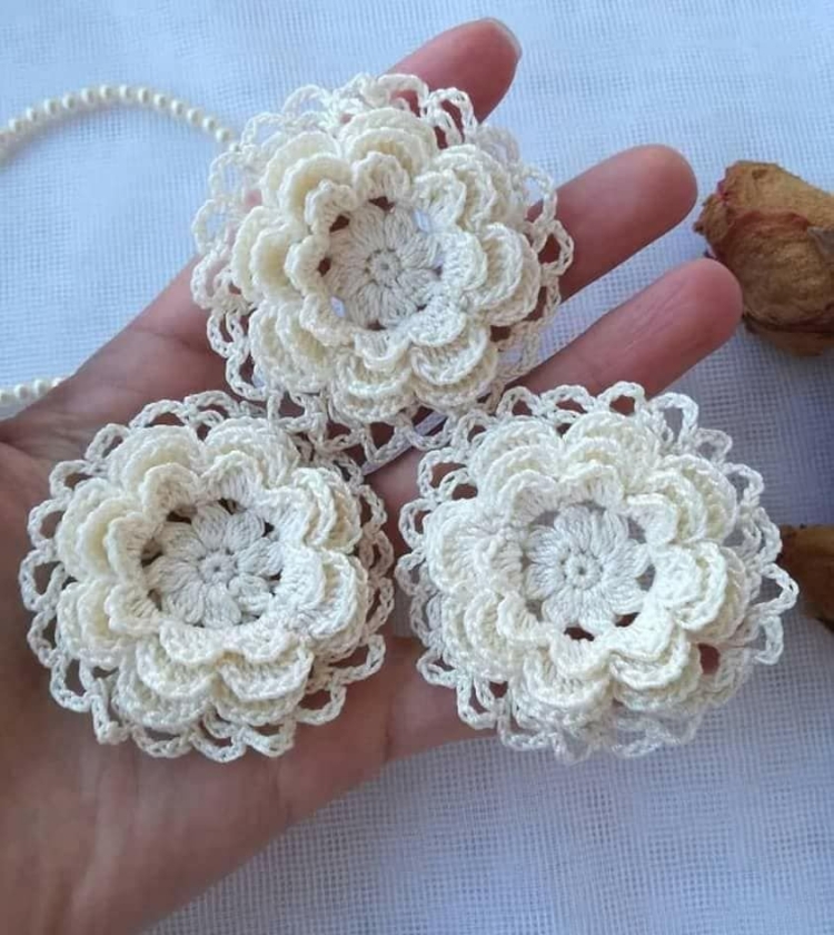 Резинка для волос крючком