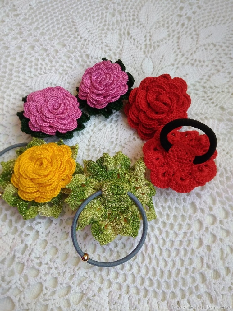 Вязаные заколки для волос