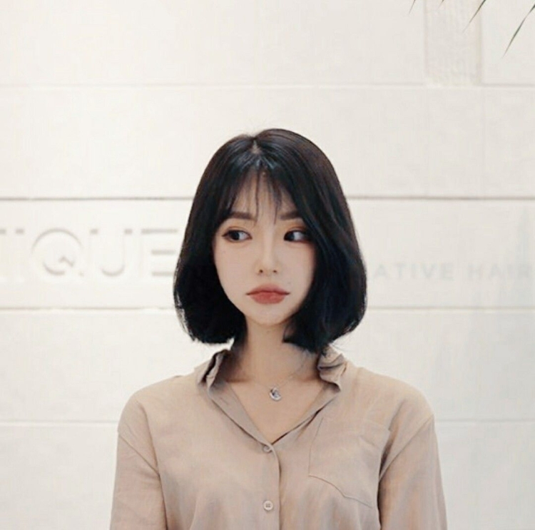 Улззанг герл Корея с короткими волосами