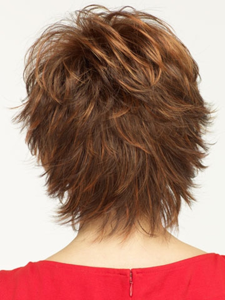 Короткий Каскад сзади