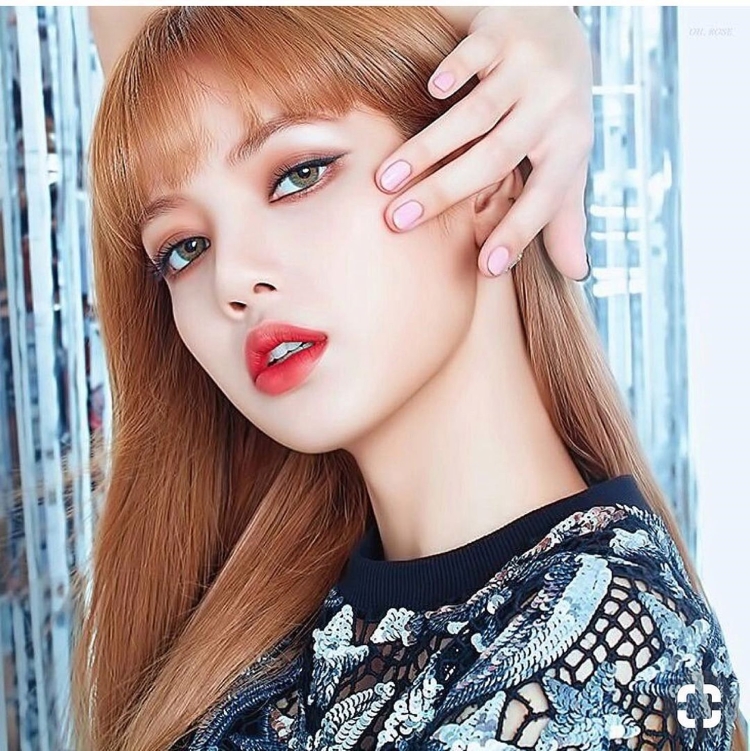 Лиса Лалиса Манобан макияж