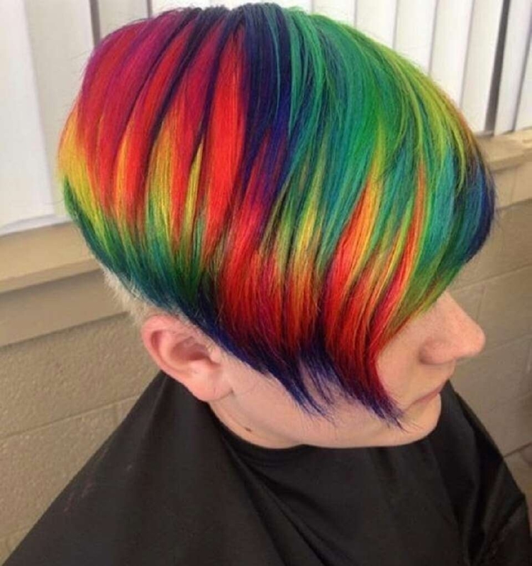 Радужное окрашивание на короткие волосы