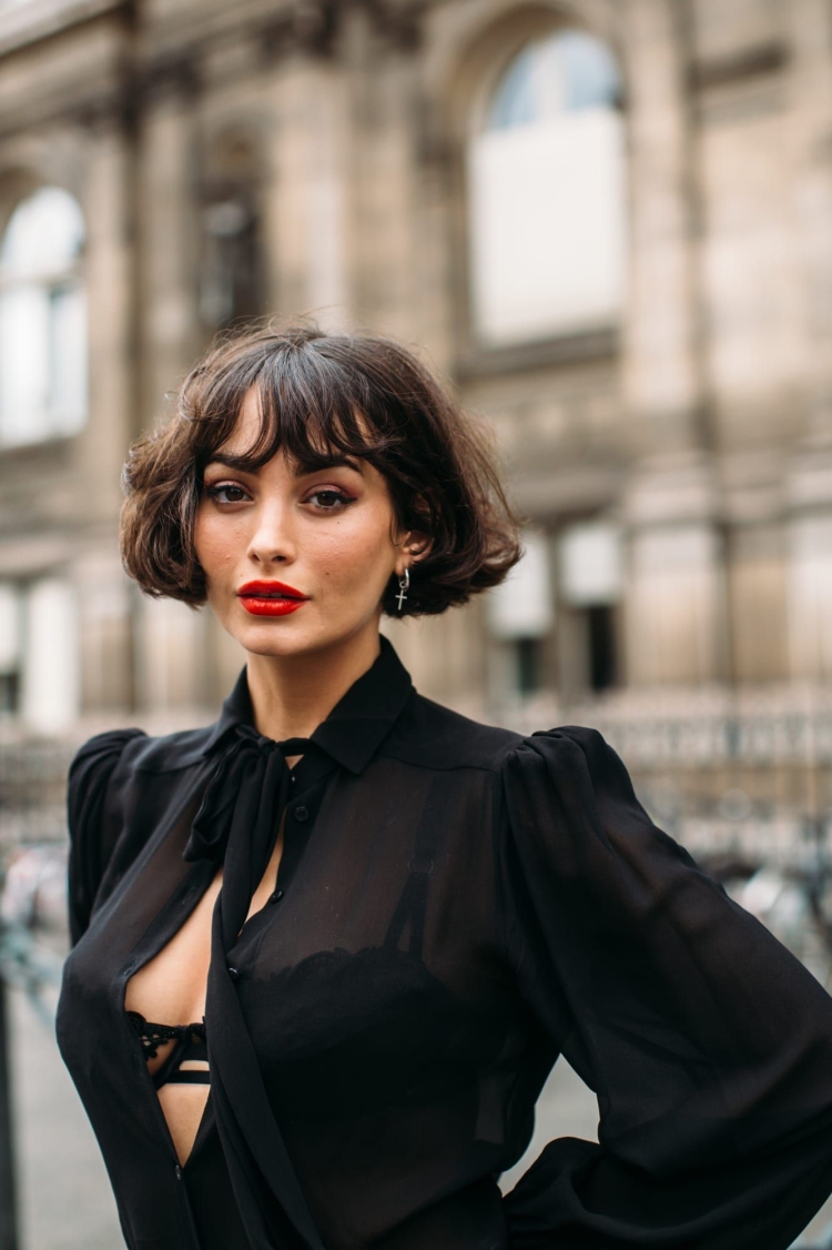 Короткие стрижки для женщин Парижский стиль