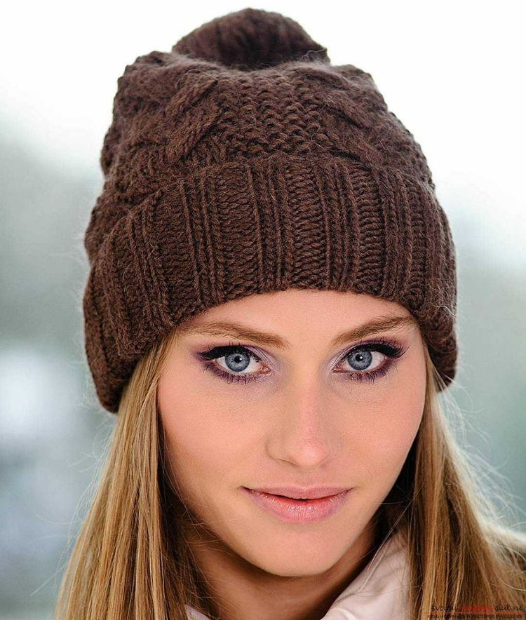 Шапка вязаная женская
