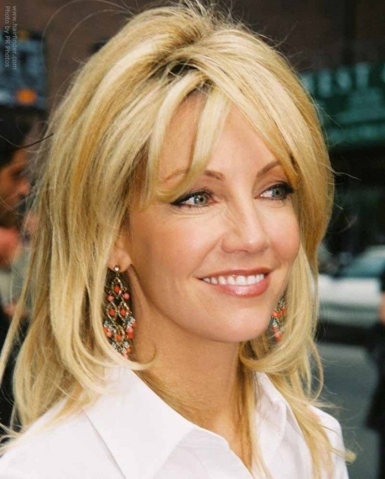 Причёски на средние волосы для женщин 40 лет