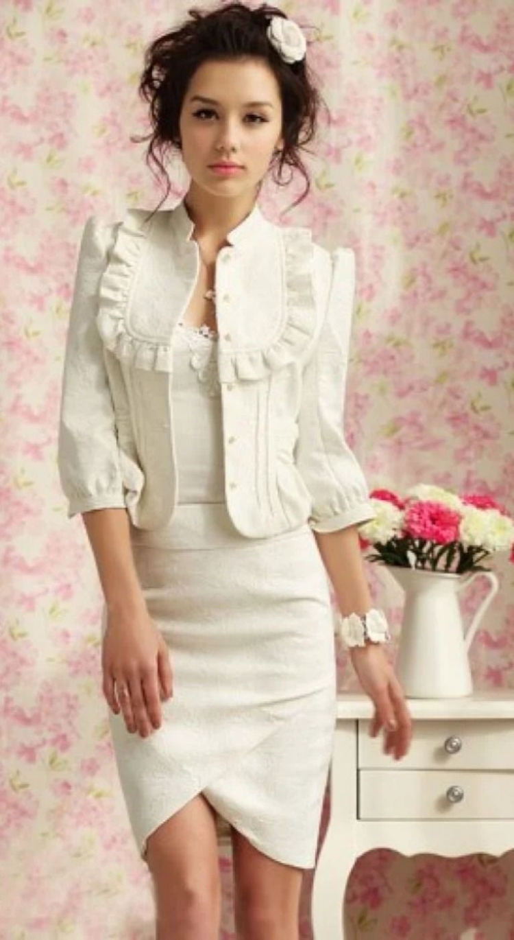 Жакет в романтическом стиле