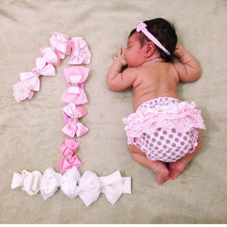 Фотосессия на 1 месяц ребенку