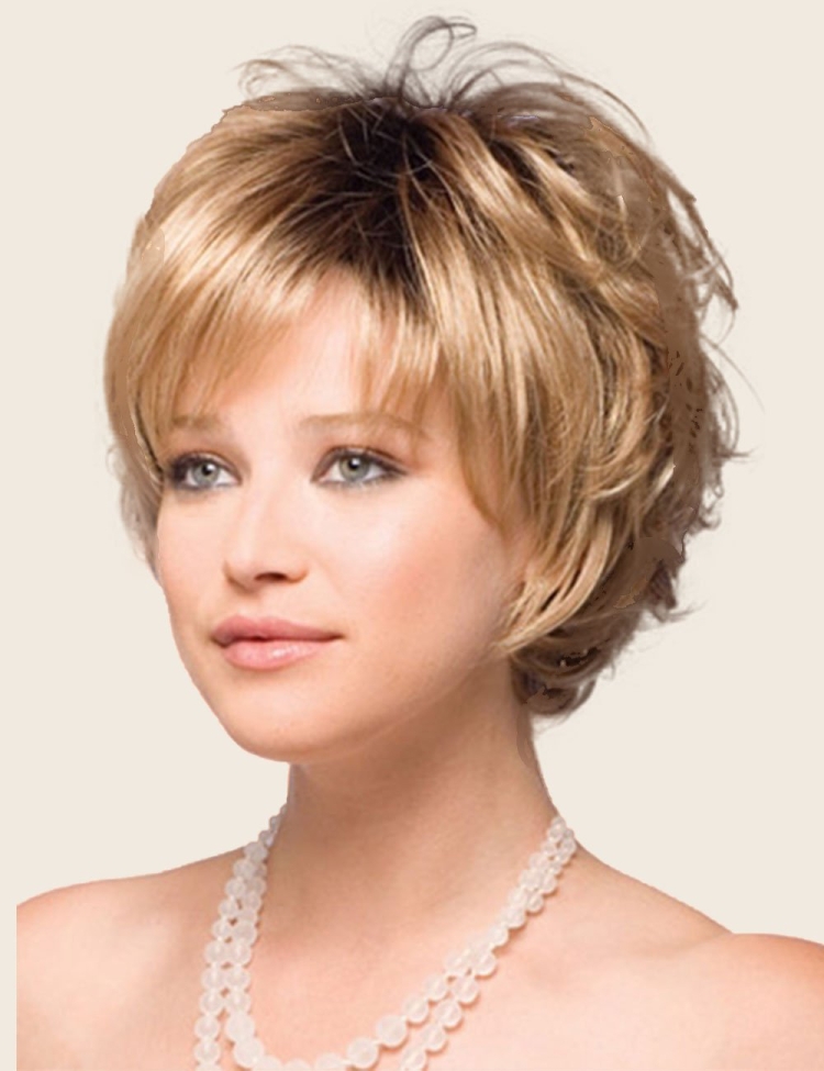 Стрижки женские Каскад на короткие