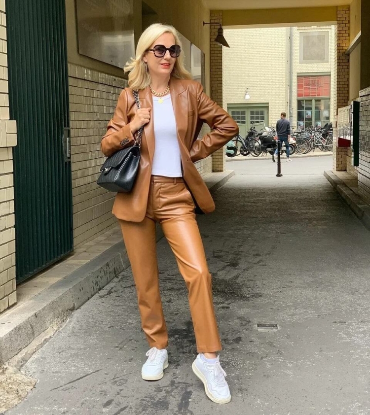 Элегантный Кэжуал для женщин