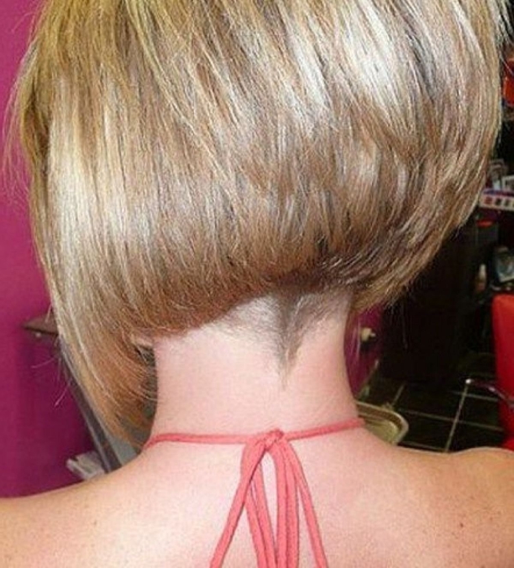 Каре затылок