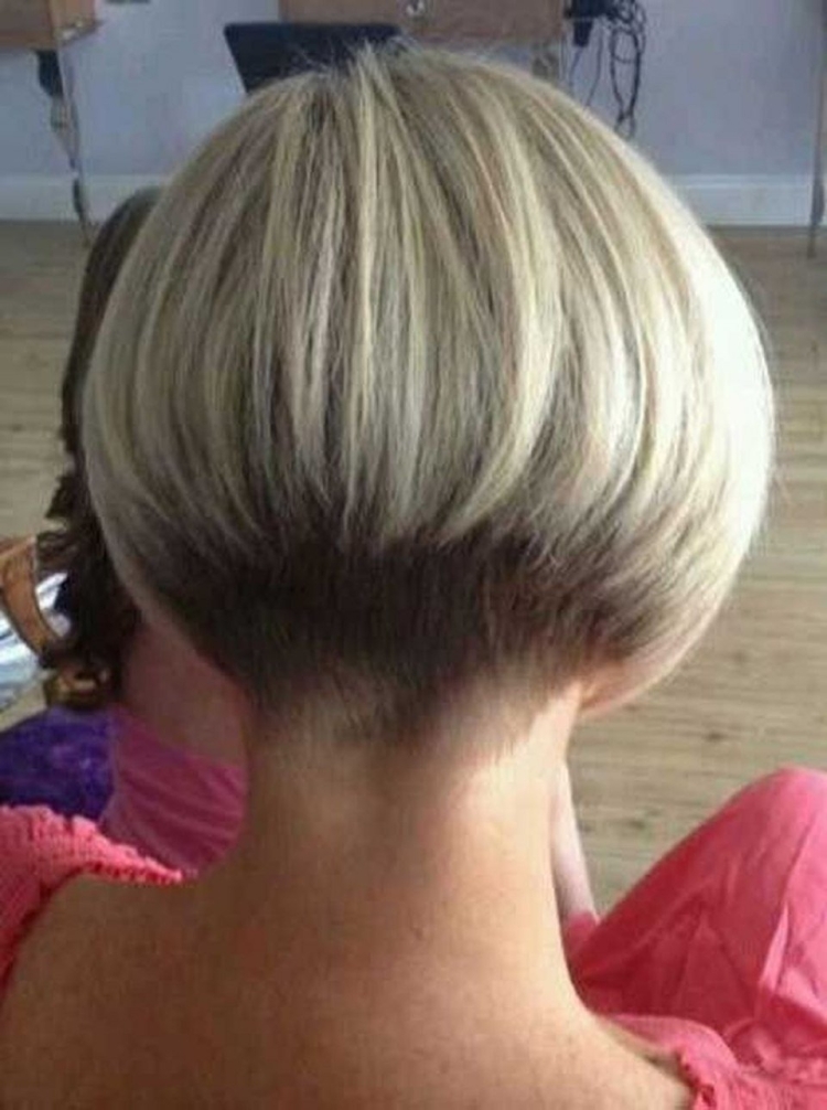 Стрижка Боб каре с коротким затылком