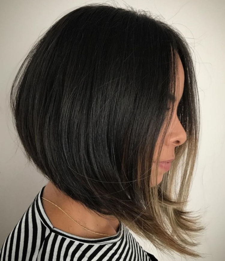 Стрижка удлиненное каре с углом