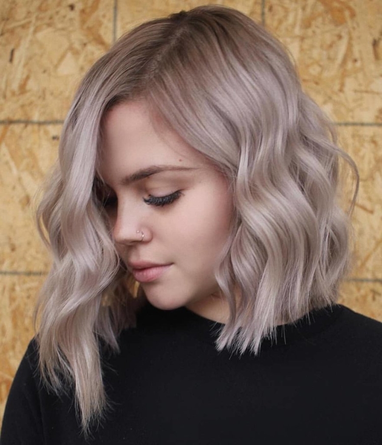 Пепельный на короткие волосы