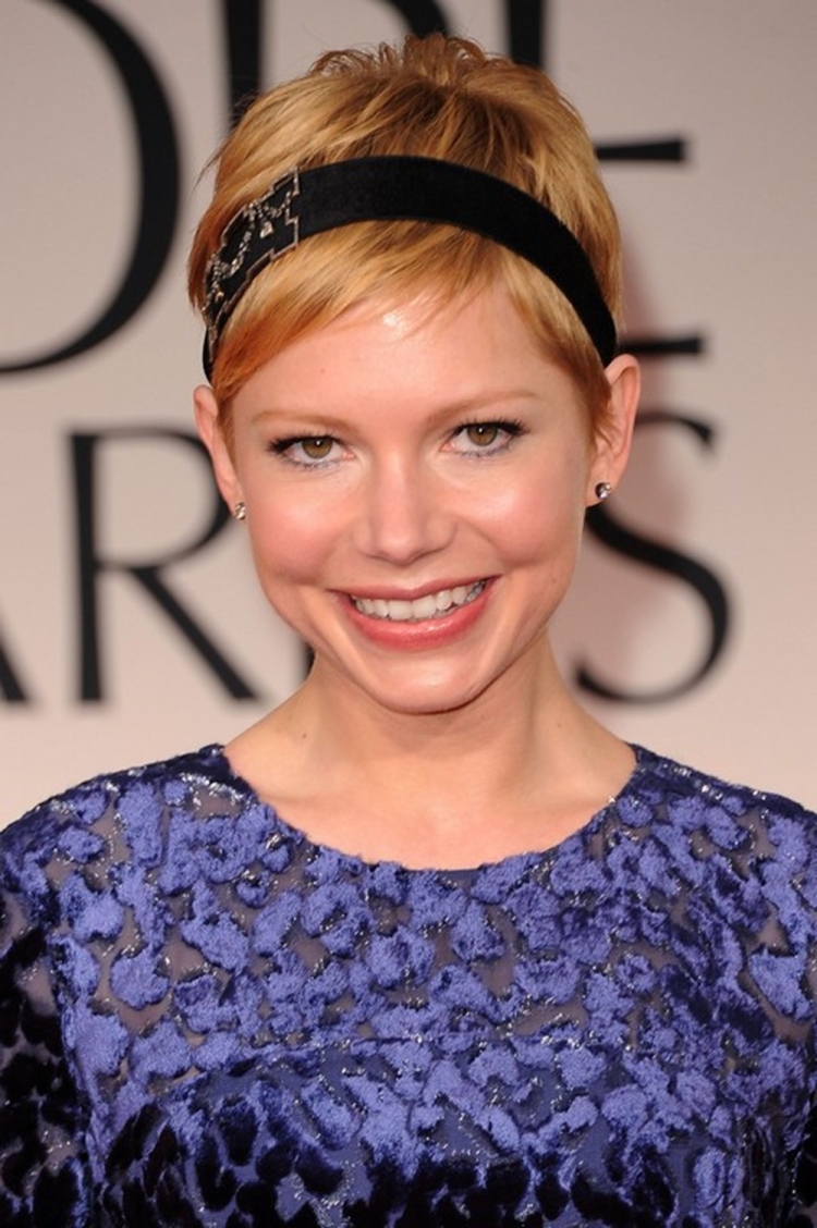 Прически знаменитостей из сериалов