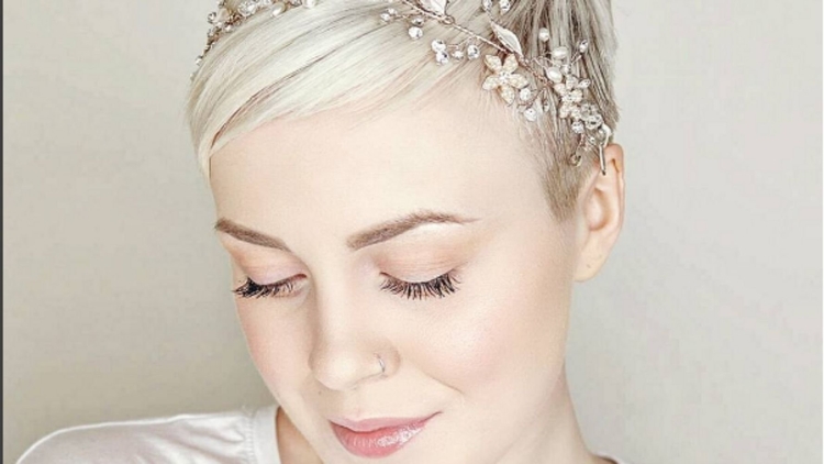Свадебные украшения на короткие волосы