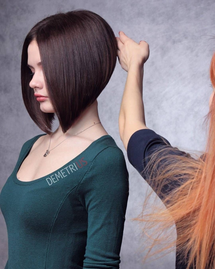 Стрижка Каскад Деметриус