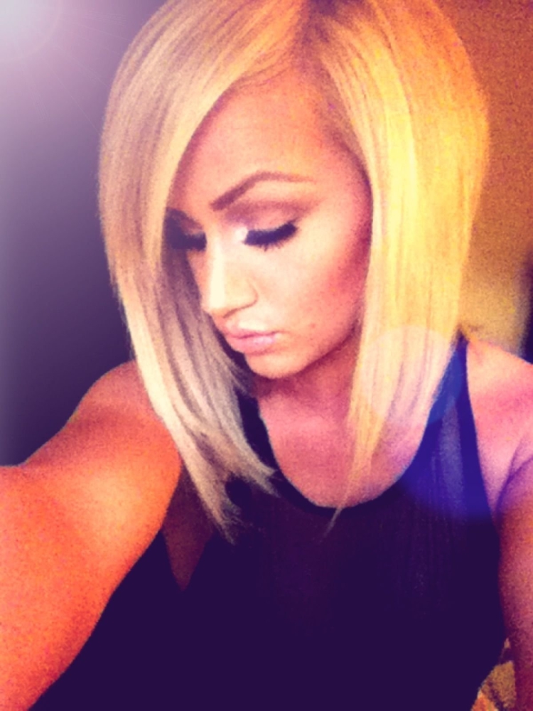 Каре с удлиненными передними прядями