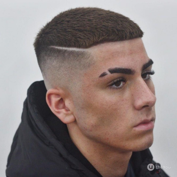 Прическа с выбритой бровью мужская