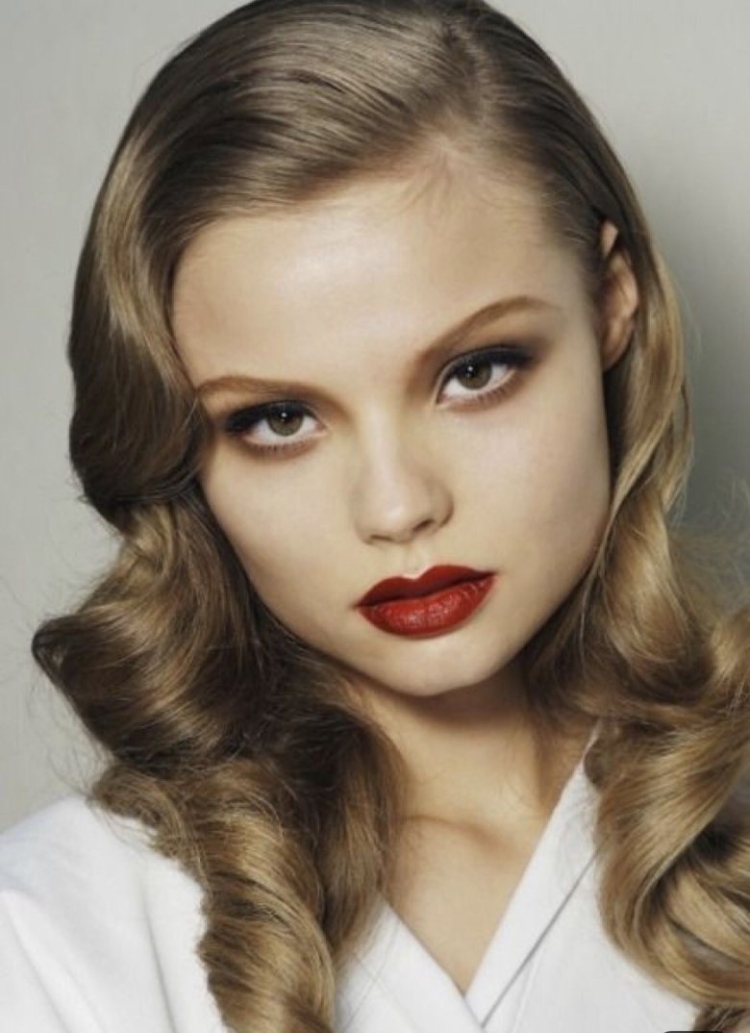 Макияж ретро русый